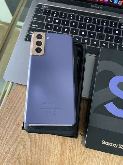 Samsung Galaxy S21 Phantom Violet  5G (256GB)  *EXCELLENT CONDITION *  + Box and accessories