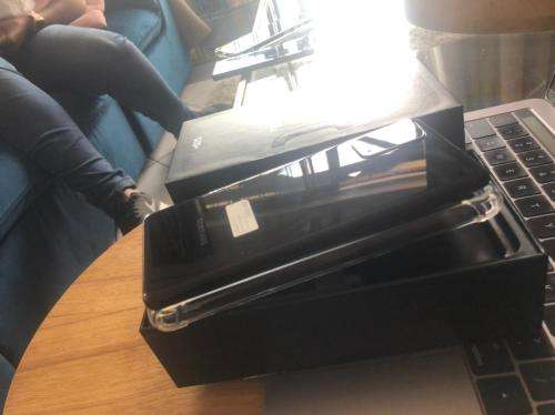 Samsung Galaxy S20 Plus (128GB) Black *EXCELLENT CONDITION *  + Box and accessories