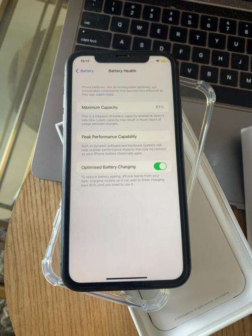 iPhone 11 Black (128GB)  Excellent Condition + Box and Accessories