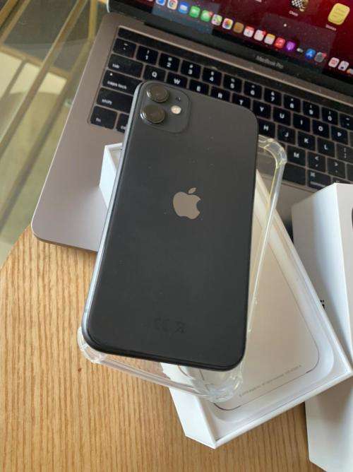 iPhone 11 Black (128GB)  Excellent Condition + Box and Accessories