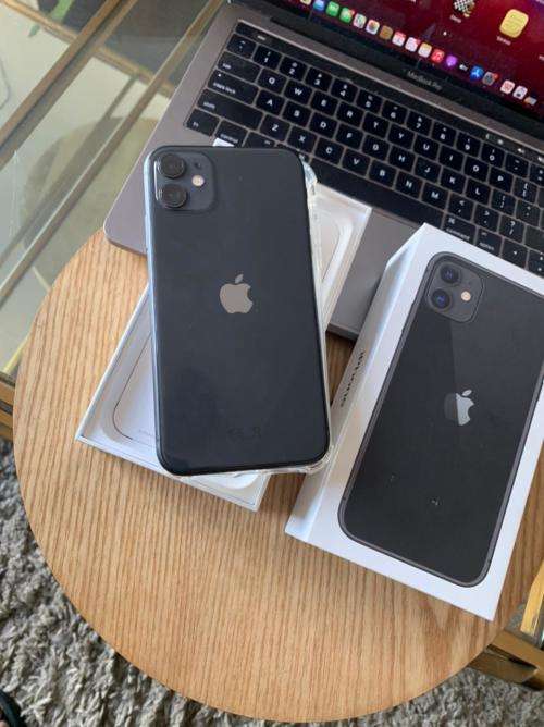 iPhone 11 Black (128GB)  Excellent Condition + Box and Accessories