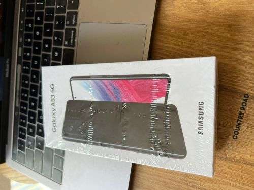 Samsung Galaxy A53 5G Dual Sim (128GB) *BRAND NEW SEALED * + screen protector and pouch.