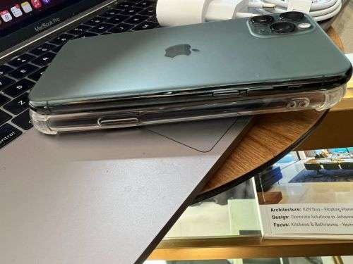 iPhone 11 Pro Space Grey (64GB) Excellent Condition + Fast Charger and pouch *Faulty FaceID*