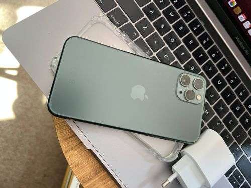 iPhone 11 Pro Space Grey (64GB) Excellent Condition + Fast Charger and pouch *Faulty FaceID*