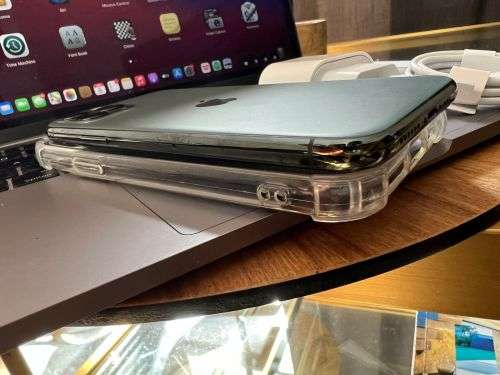 iPhone 11 Pro Space Grey (64GB) Excellent Condition + Fast Charger and pouch *Faulty FaceID*