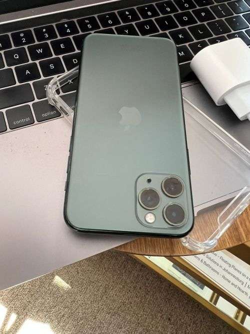 iPhone 11 Pro Space Grey (64GB) Excellent Condition + Fast Charger and pouch *Faulty FaceID*