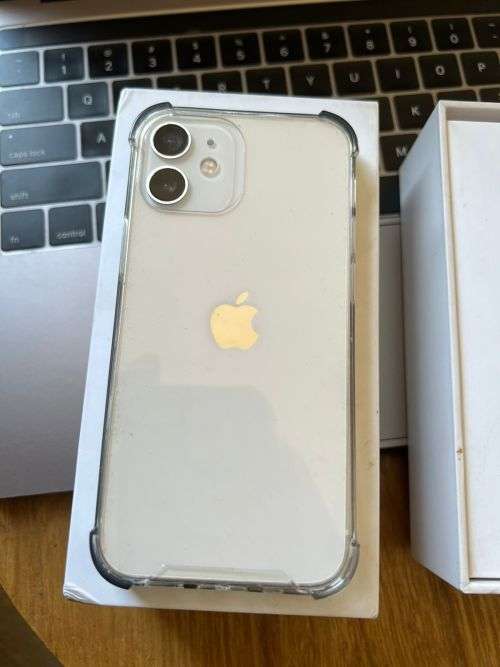 iPhone 12 Mini (64GB) in Excellent Condition + box and accessories