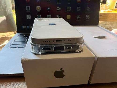 iPhone 12 Mini (64GB) in Excellent Condition + box and accessories