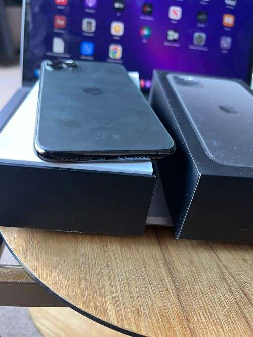 iPhone 11 Pro Max Space Grey (64GB) + extras worth R399 *EXCELLENT LIKE NEW CONDITION *