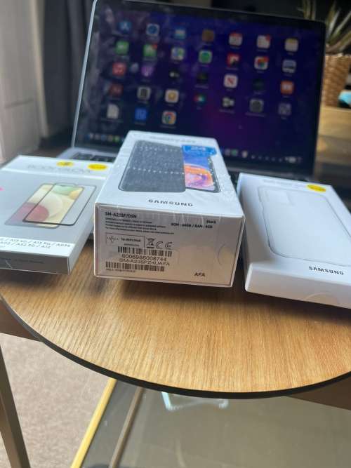 Samsung Galaxy A23  Dual Sim (64GB) Black *BRAND NEW SEALED * + screen protector and pouch.