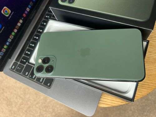 iPhone 11 Pro Max Space Grey (256GB) * EXCELLENT CONDITION  + box and all accessories