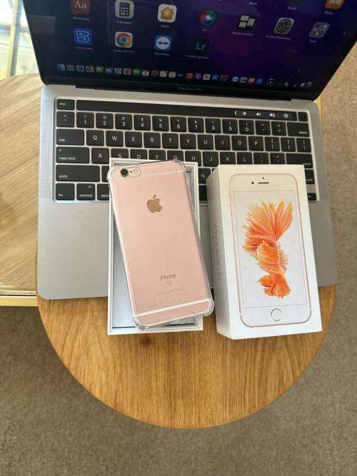 iPhone 6S Rose Gold (64GB) * EXCELLENT CONDITION  + box and all accessories