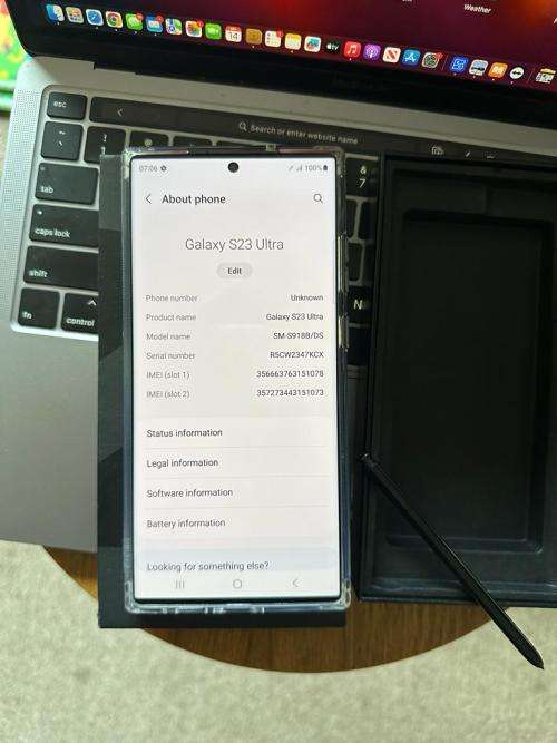 Samsung Galaxy S23 Ultra Black 12GB Ram (256GB)*EXCELLENT CONDITION *  + Box and accessories