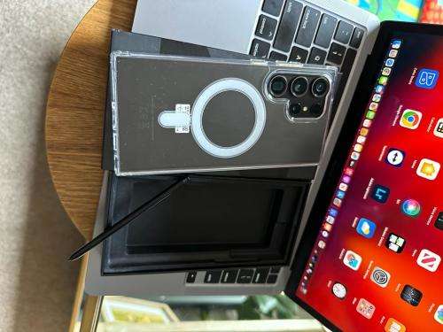 Samsung Galaxy S23 Ultra Black 12GB Ram (256GB)*EXCELLENT CONDITION *  + Box and accessories