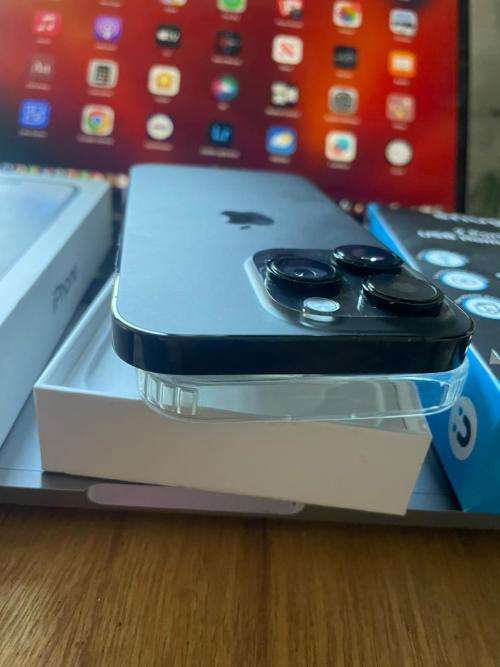 iPhone 14 Pro (128GB) Space Black * EXCELLENT AS NEW CONDITION* + Box & charger