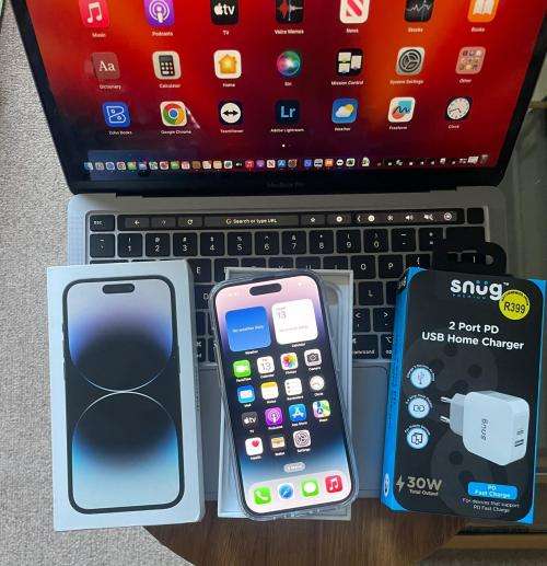 iPhone 14 Pro (128GB) Space Black * EXCELLENT AS NEW CONDITION* + Box & charger