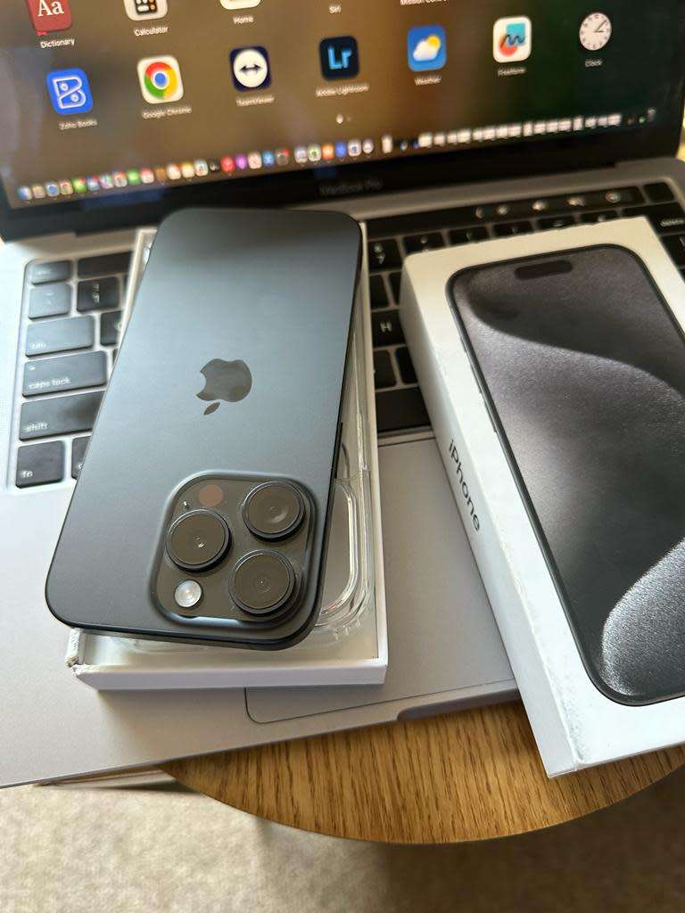 iPhone 15 Pro , Black Titanium (256GB)  Prestine Condition As New + box, charger and Accessories