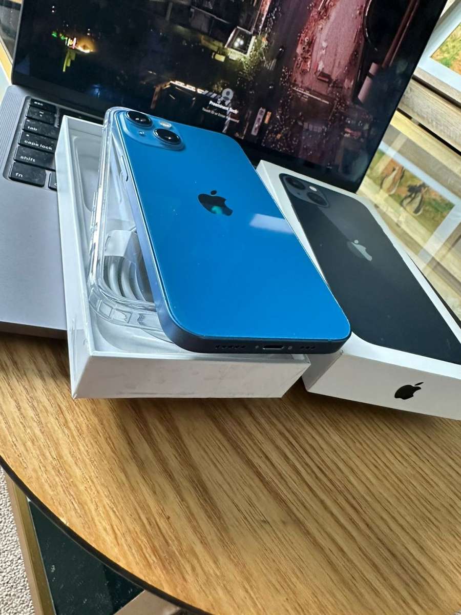 iPhone 13 , Blue (128GB)  Excellent Refurbished Condition + box, charger and Accessories