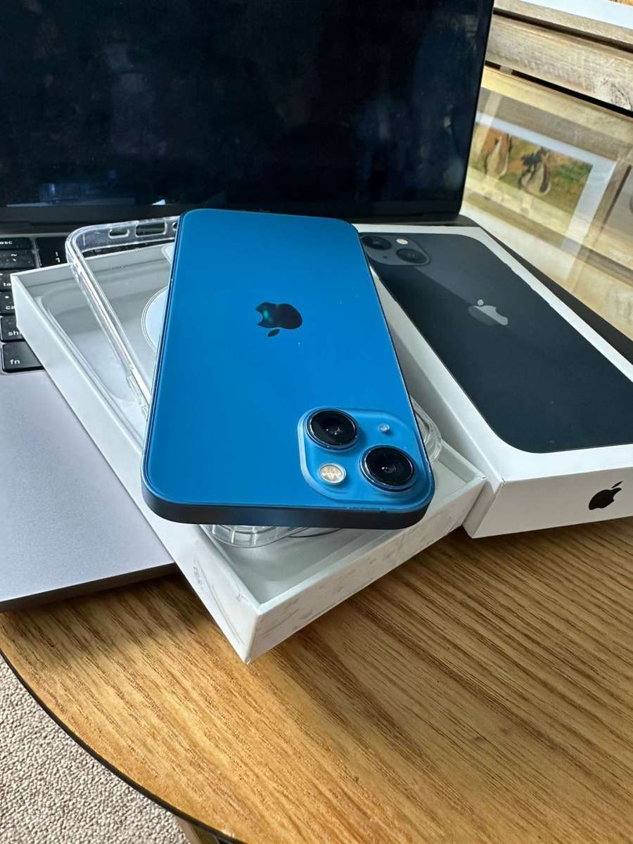 iPhone 13 , Blue (128GB)  Excellent Refurbished Condition + box, charger and Accessories