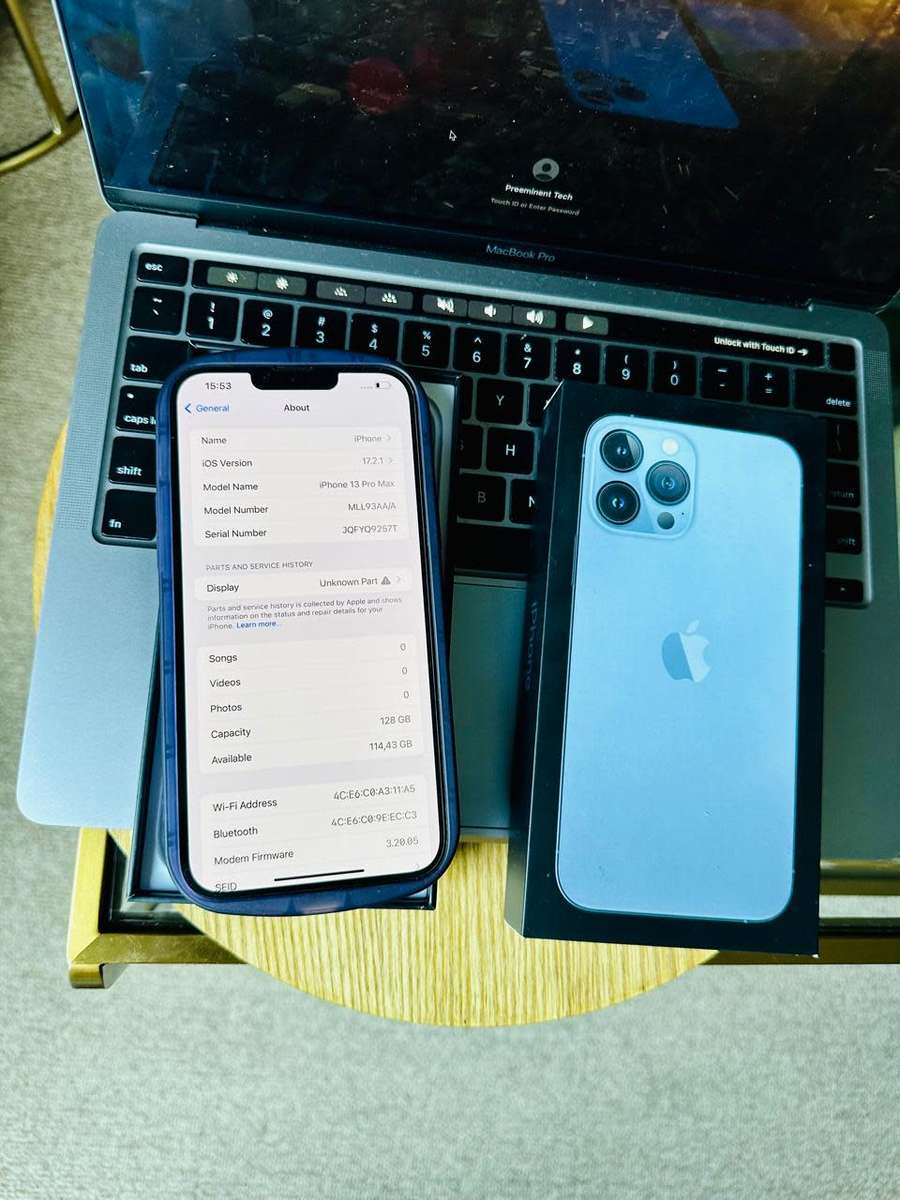 iPhone 13 Pro Max  (128GB) Excellent Condition + Box & Accessories