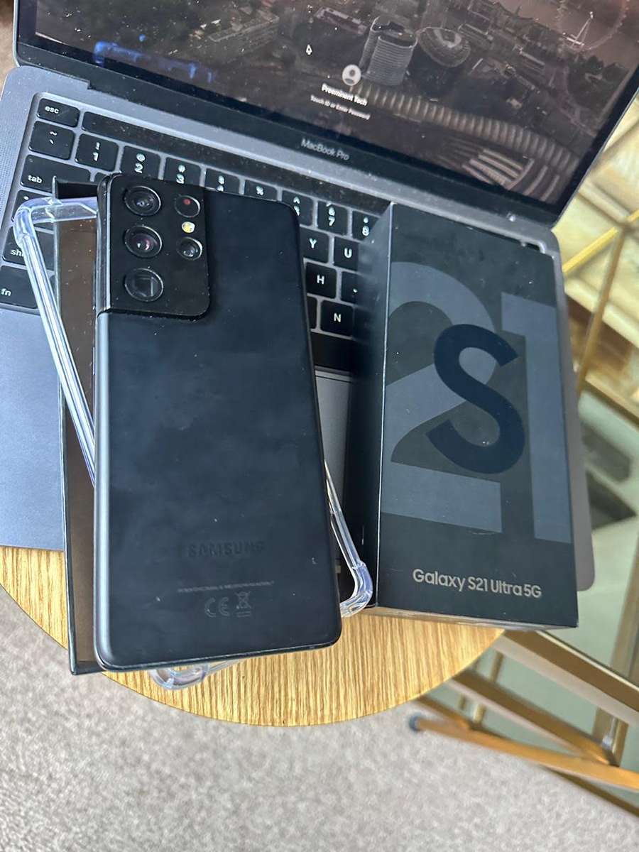 Samsung Galaxy S21 Ultra Phantom Black 12GB Ram (256GB)