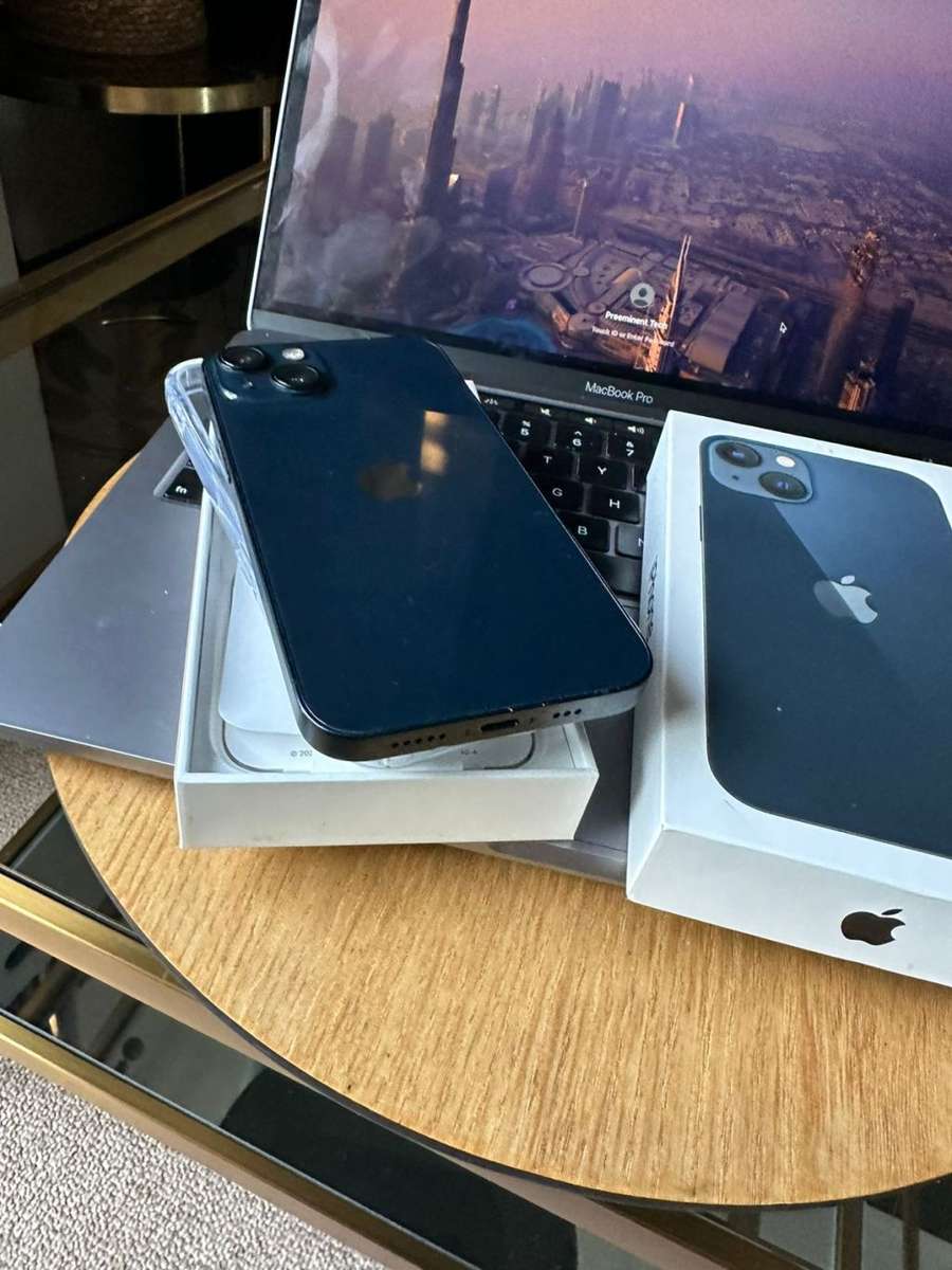 iPhone 13 , Midnight (128GB)  Excellent Pre-owned  Condition + box, charger and Accessories