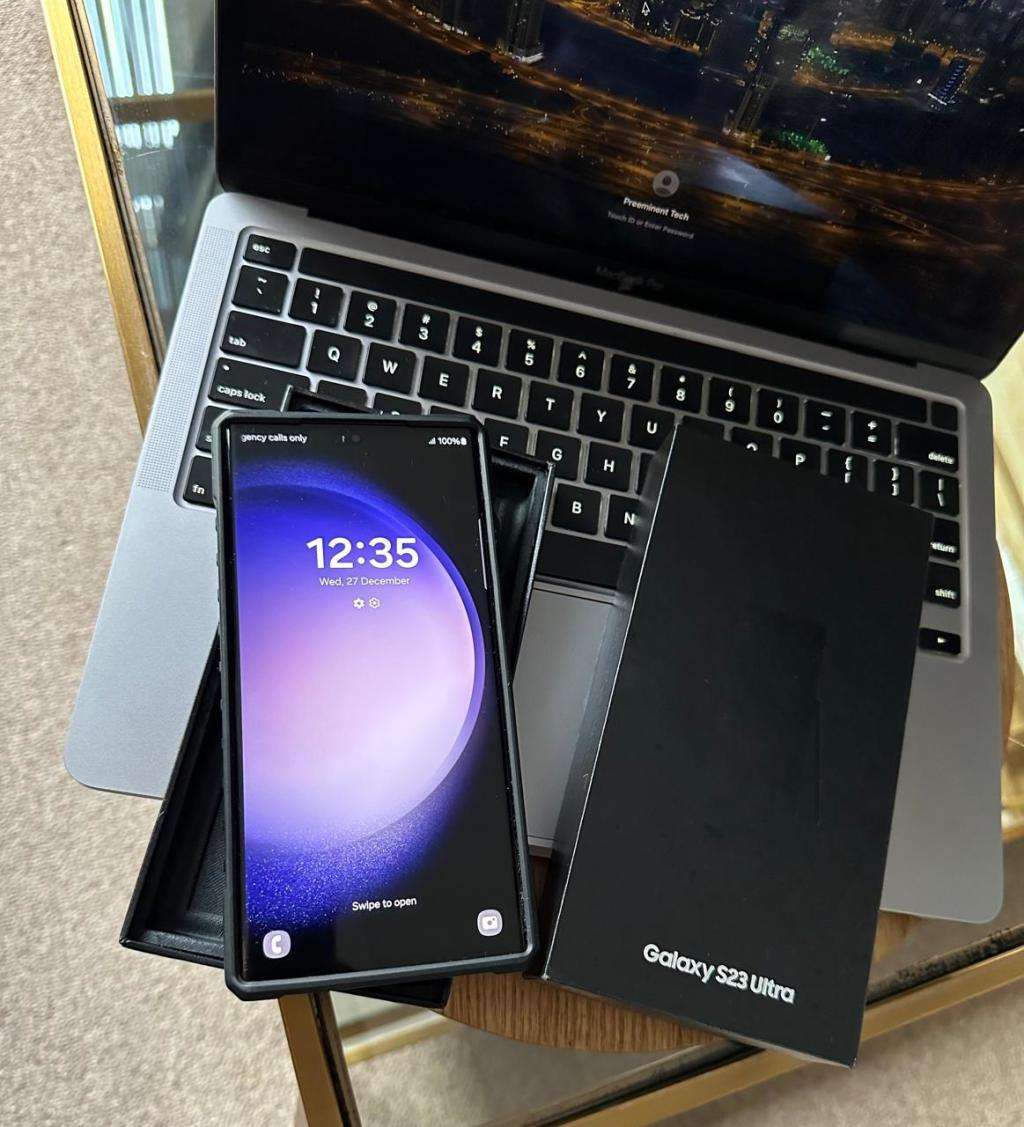 Samsung Galaxy S23 Ultra Phantom Black 12GB RAM (256GB) In Prestine Condition + Box & Accessories