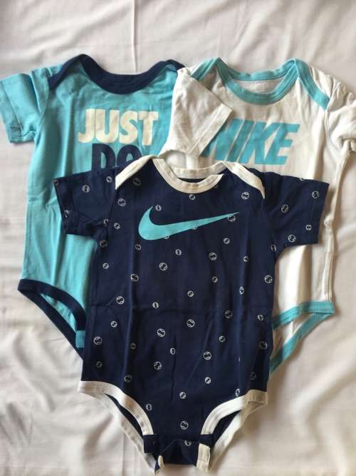 Nike Baby Grows (size 9-12 Months)