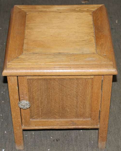 Wood Commode
