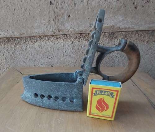 Vintage Aluminum Travel Iron