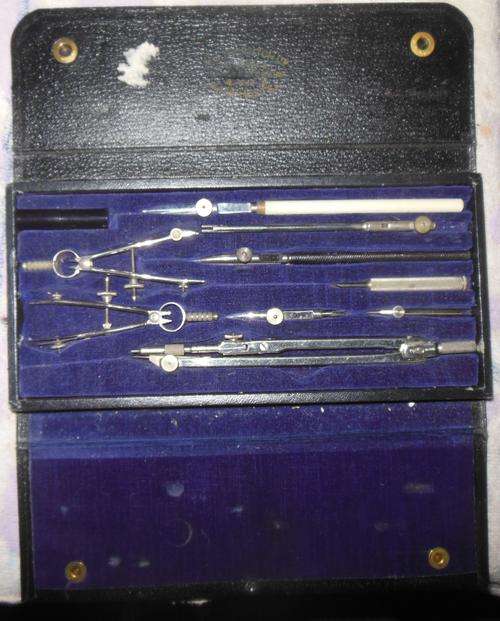 Draftsman's Drawing Set