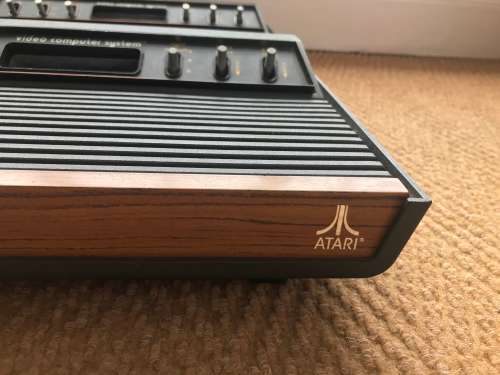 Retro Gaming Bundle - Atari 2600 and Famicom