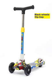 Height Adjustable Kids Scooter With Colourful Light-flashing Wheels.