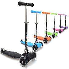 Height Adjustable Kids Scooter With Colourful Light-flashing Wheels.