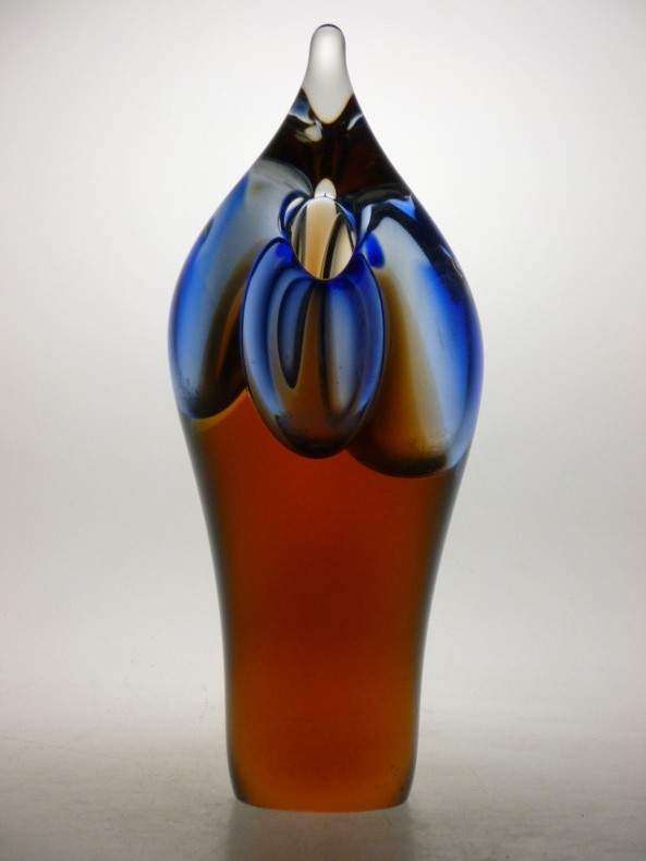 * MAGNIFICENT BERANEK/SKRDLOVICE CZECH ART GLASS VASE: A GEM!