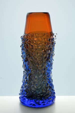 MAGNIFICENT MILOSLAVA SVOBODA `GALAXY` CZECH ART GLASS VASE, DESIGNED IN 1965 FOR SKRDLOVICE GLASS