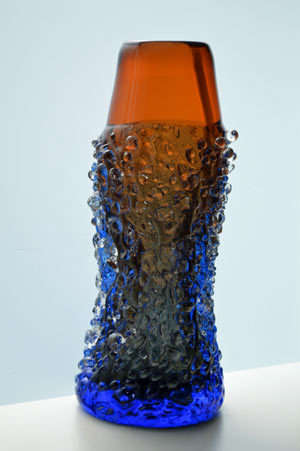 MAGNIFICENT MILOSLAVA SVOBODA `GALAXY` CZECH ART GLASS VASE, DESIGNED IN 1965 FOR SKRDLOVICE GLASS