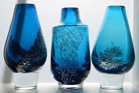 LARGE COBALT BLUE WITH AIR BUBBLES : A 70s BEAUTY DESIGNED BY HEINRICH LOFFELHART FOR SCHOTT ZWIESEL