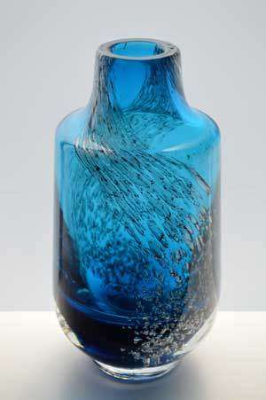 LARGE COBALT BLUE WITH AIR BUBBLES : A 70s BEAUTY DESIGNED BY HEINRICH LOFFELHART FOR SCHOTT ZWIESEL