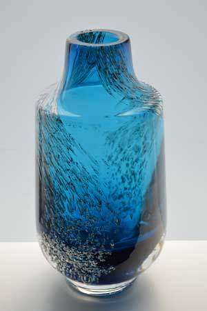 LARGE COBALT BLUE WITH AIR BUBBLES : A 70s BEAUTY DESIGNED BY HEINRICH LOFFELHART FOR SCHOTT ZWIESEL