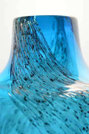 LARGE COBALT BLUE WITH AIR BUBBLES : A 70s BEAUTY DESIGNED BY HEINRICH LOFFELHART FOR SCHOTT ZWIESEL