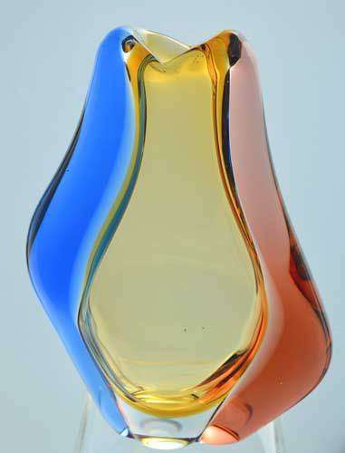 * FAMOUS & MAGNIFICENT ICON OF CZECH ART GLASS, ELEGANT VASE DESIGNED BY HANA MACHOVSKA FOR MSTISOV