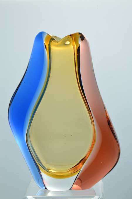 * FAMOUS & MAGNIFICENT ICON OF CZECH ART GLASS, ELEGANT VASE DESIGNED BY HANA MACHOVSKA FOR MSTISOV