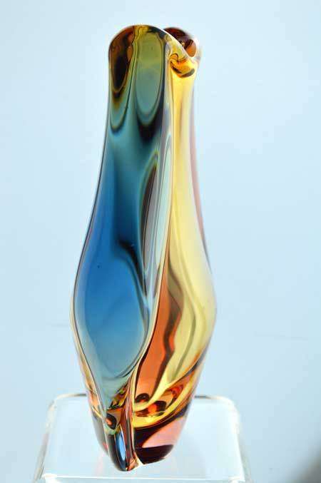 * FAMOUS & MAGNIFICENT ICON OF CZECH ART GLASS, ELEGANT VASE DESIGNED BY HANA MACHOVSKA FOR MSTISOV