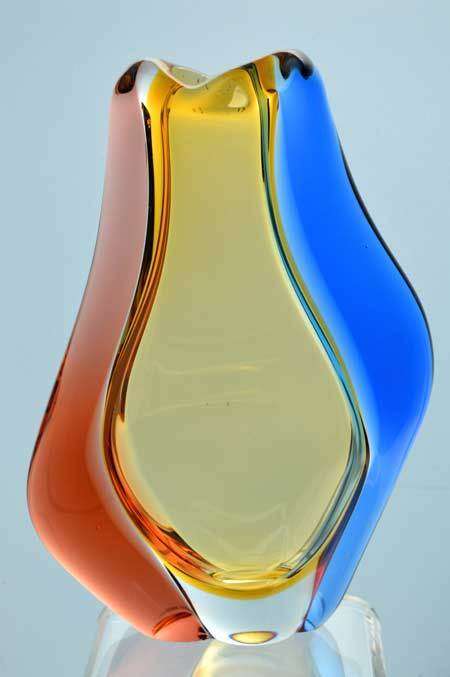 * FAMOUS & MAGNIFICENT ICON OF CZECH ART GLASS, ELEGANT VASE DESIGNED BY HANA MACHOVSKA FOR MSTISOV