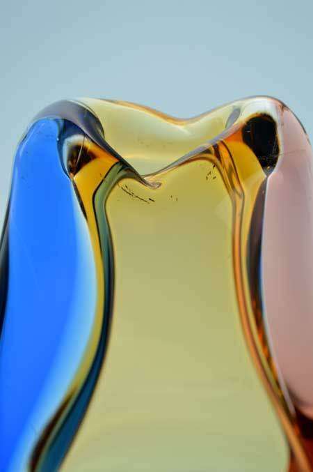 * FAMOUS & MAGNIFICENT ICON OF CZECH ART GLASS, ELEGANT VASE DESIGNED BY HANA MACHOVSKA FOR MSTISOV