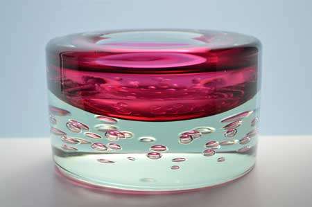 MAGNIFICENT CZECH ART GLASS BOWL, DESIGNED FOR SKRDLOVICE GLASSWORKS (1974) BY PROF JAROSLAV SVOBODA