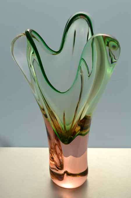 LARGE SALMON & GREEN CZECH ART GLASS CHRIBSKA SCULPTURE DESIGNED BY PROF JOSEF HOSPODKA IN THE 1970s