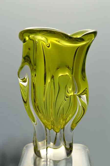 DAZZLINGLY BEAUTIFUL CZECH ART GLASS CHRIBSKA VASE DESIGNED BY PROF JOSEF HOSPODKA IN THE 1970s