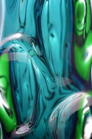 * A DAZZLING SKRDLOVICE ART GLASS VASE DESIGNED BY JAN BERANEK (1933-)